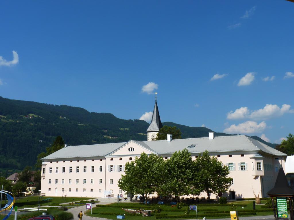 Hotel Stiftsschmiede Ossiach Exterior foto